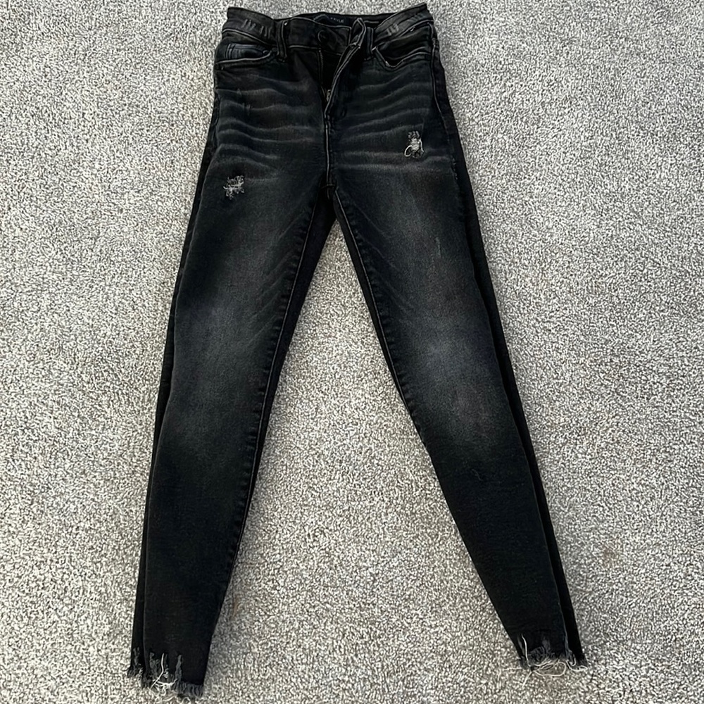 Black Distressed Jeans